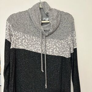 Light weight sweater shirt